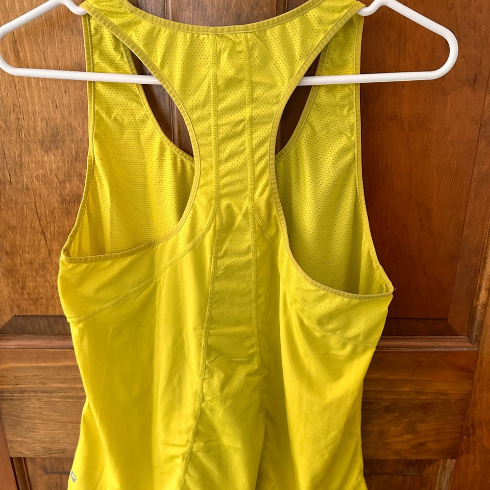 Fabletics Tank Top - Picture 3 of 3